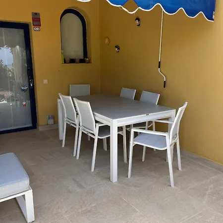 Meloneras アパート メロネラス